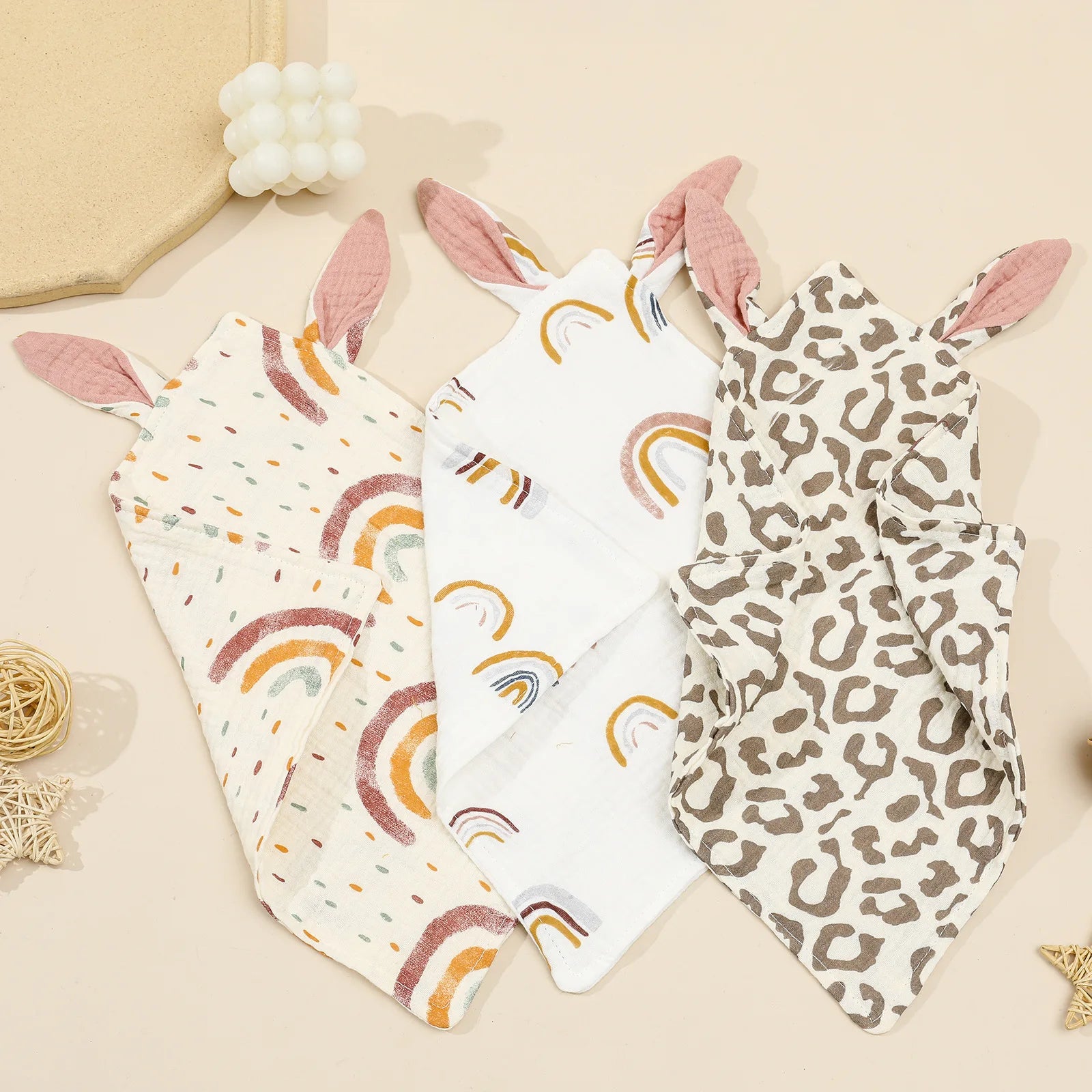 Burp Cloths for Newborn: Baby Soothe Cotton Muslin Comforter Blanket.